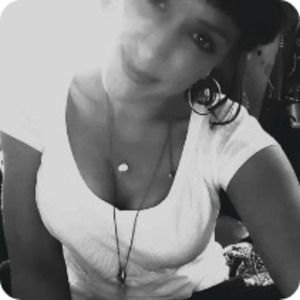 Meet your Posher, Courtney